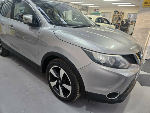 Nissan Qashqai  1.2 DIG-T n-tec+ SUV 5dr Petrol Manual 2WD Euro 6 (s/s) (115 ps) 