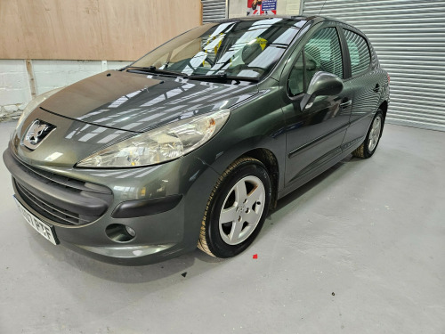 Peugeot 207  1.4 16v SE Hatchback 5dr Petrol Manual (152 g/km, 90 bhp) 