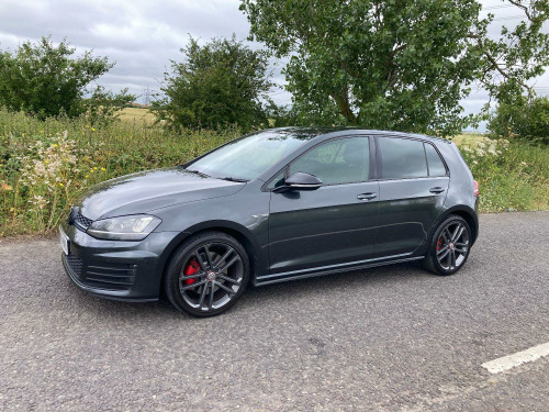 Volkswagen Golf  2.0 TDI BlueMotion Tech GTD