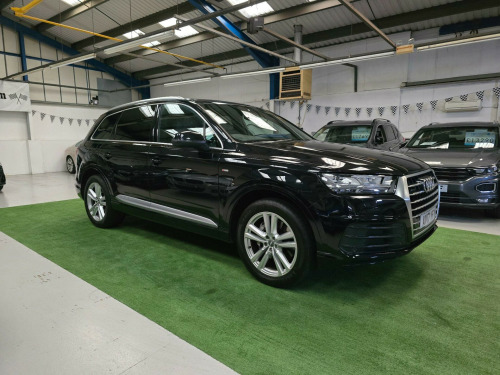 Audi Q7  3.0 TDI V6 S line Tiptronic quattro Euro 6 (s/s) 5dr