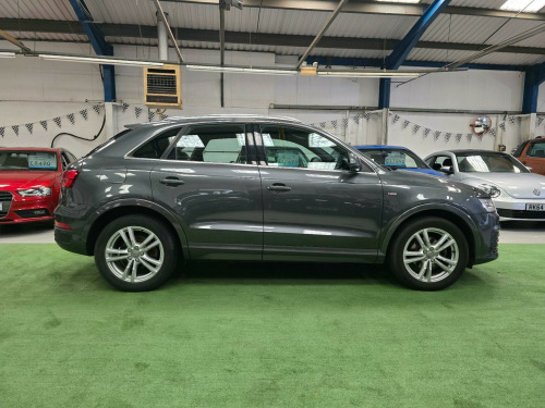 Audi Q3  1.4 TFSI CoD S line S Tronic Euro 6 (s/s) 5dr