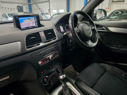Audi Q3  1.4 TFSI CoD S line S Tronic Euro 6 (s/s) 5dr