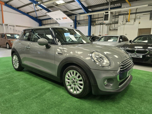 MINI Hatch  1.5 Cooper Euro 6 (s/s) 3dr