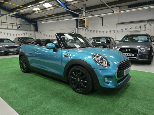 MINI Convertible  1.5 Cooper Steptronic Euro 6 (s/s) 2dr 