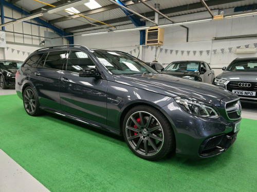 Mercedes-Benz E-Class  5.5 E63 V8 BiTurbo AMG S SpdS MCT Euro 6 (s/s) 5dr