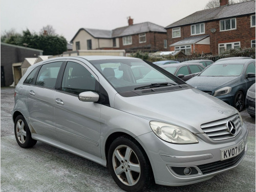 Mercedes-Benz B-Class B180 2.0 B180 SE CVT 5dr