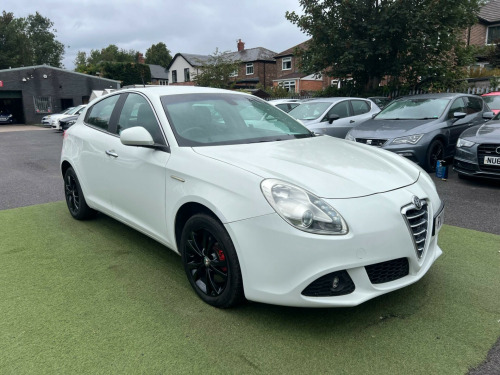 Alfa Romeo Giulietta  1.4 TB MultiAir Lusso Euro 5 (s/s) 5dr