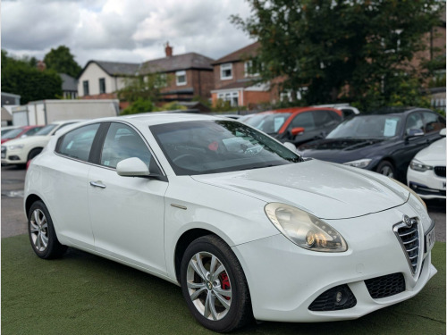Alfa Romeo Giulietta  1.4 TB MultiAir Lusso Euro 5 (s/s) 5dr