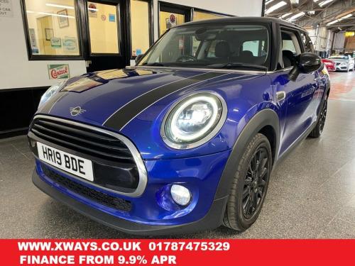 MINI Hatch  1.5 Cooper Classic Hatchback 3dr Petrol Manual Eur