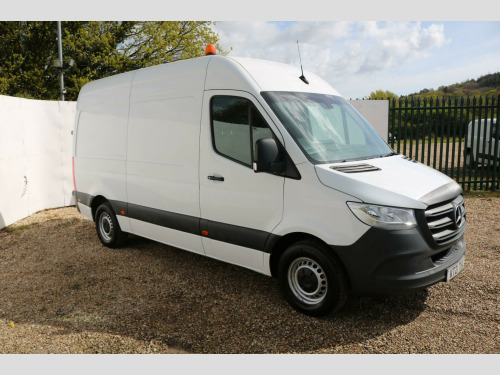 Mercedes-Benz Sprinter  2.0 315 CDI Progressive RWD L2 H2 Euro 6 (s/s) 5dr