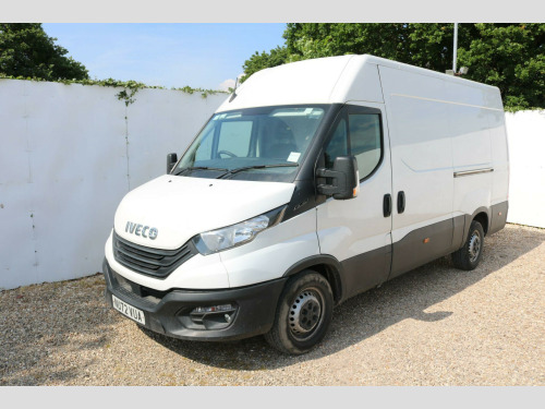 Iveco Daily  2.3D HPI 14V 35S 3520 MWB High Roof Euro 6 (s/s) 5dr