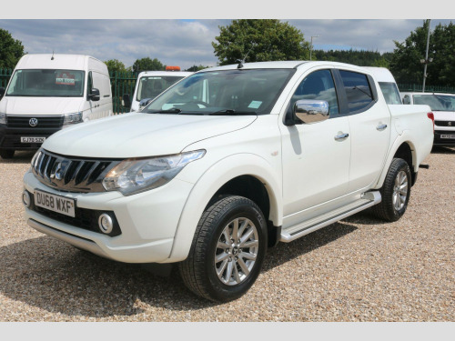 Mitsubishi L200  2.4 DI-D DC Titan 4WD Euro 6 4dr