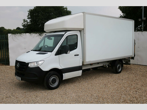 Mercedes-Benz Sprinter  LUTON VAN WITH TAIL LIFT LWB 3.5T 316CDI