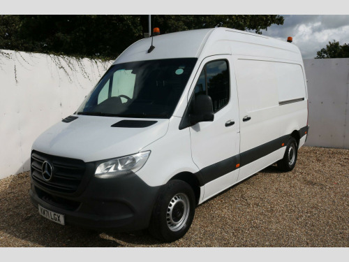 Mercedes-Benz Sprinter  2.0 315 CDI Progressive RWD L2 H2 Euro 6 (s/s) 5dr 