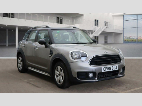 MINI Countryman  1.5 Cooper Classic Euro 6 (s/s) 5dr