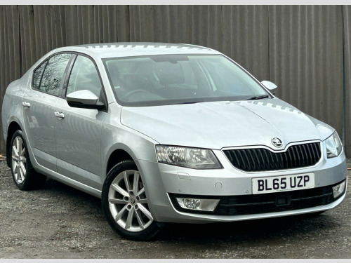 Skoda Octavia  2.0 TDI Elegance Euro 5 (s/s) 5dr 