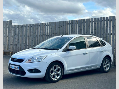 Ford Focus  1.6 Sport  mot until February 2026.