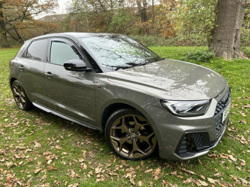 Audi A1  1.5 TFSI 35 S line Style Edition Sportback 5dr Pet