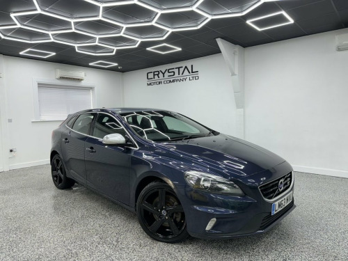 Volvo V40  2.0 D3 R-Design Nav Hatchback 5dr Diesel Manual Eu