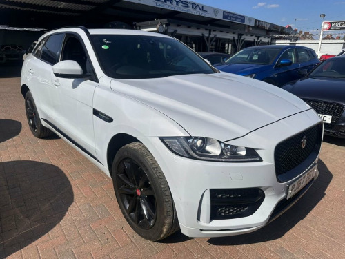 Jaguar F-PACE  2.0 D180 R-Sport SUV 5dr Diesel Auto AWD Euro 6 (s