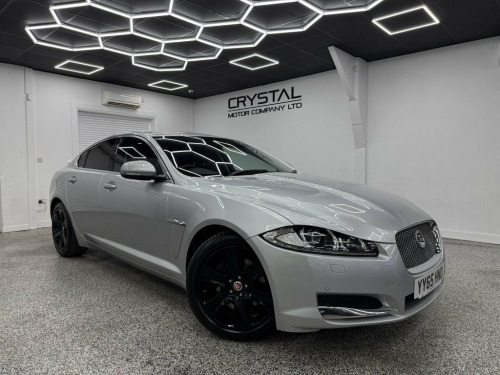 Jaguar XF  2.2d Luxury Saloon 4dr Diesel Auto Euro 5 (s/s) (1
