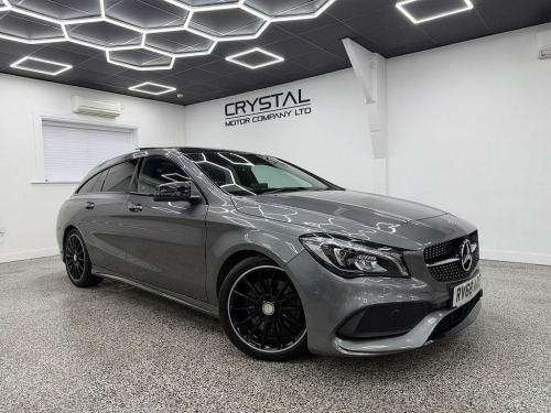 Mercedes-Benz CLA  2.0 CLA220 AMG Line Night Edition (Plus) Shooting  