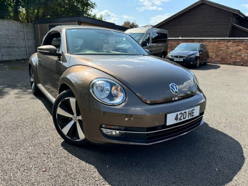 Volkswagen Beetle  2.0 DESIGN TDI BLUEMOTION TECHNOLOGY DSG 110 BHP