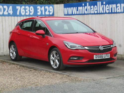 Vauxhall Astra  1.6 CDTi BlueInjection SRi Nav Hatchback 5dr Diese