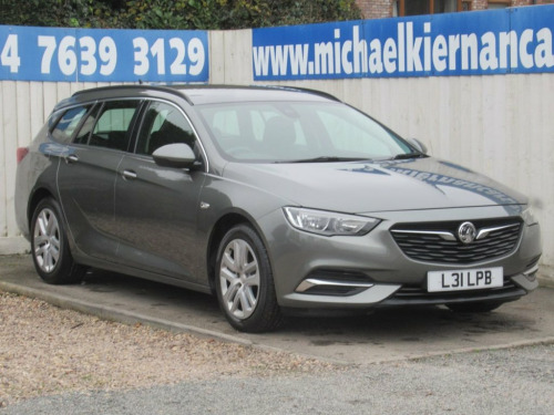 Vauxhall Insignia  1.6 Turbo D ecoTEC BlueInjection Design Nav Sports