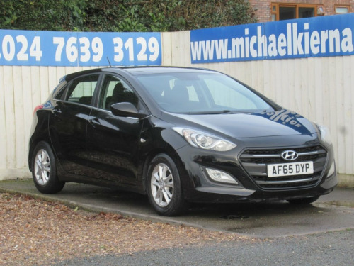 Hyundai i30  1.6 CRDi Blue Drive SE Hatchback 5dr Diesel Manual