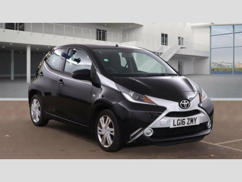 Toyota AYGO  1.0 VVT-i x-pression Hatchback 5dr Petrol Manual E