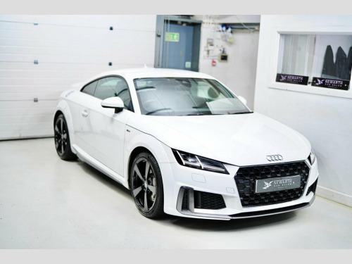 Audi TT  2.0 TFSI 45 S line S Tronic Euro 6 (s/s) 3dr 