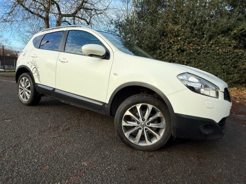 Nissan Qashqai  1.6 dCi Tekna SUV 5dr Diesel Manual 2WD Euro 5 (AV