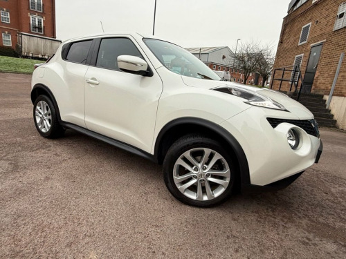 Nissan Juke  1.2 DIG-T Acenta Premium SUV 5dr Petrol Manual 6Sp