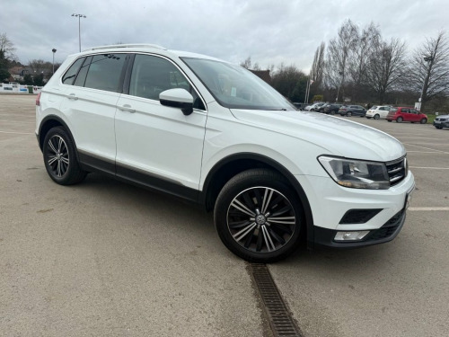 Volkswagen Tiguan  2.0 TDI BlueMotion Tech SE Navigation SUV 5dr Dies