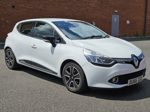 Renault Clio  0.9 TCe Dynamique Nav Hatchback 5dr Petrol Manual 