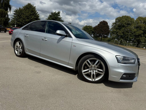 Audi A4  2.0 TDI S line Saloon 4dr Diesel S Tronic quattro 