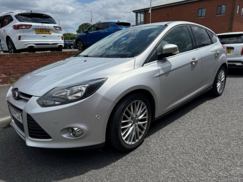 Ford Focus  1.6 TDCi Zetec Navigator Hatchback 5dr Diesel Manu