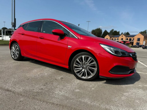 Vauxhall Astra  1.6 CDTi BiTurbo Elite Nav Hatchback 5dr Diesel Ma