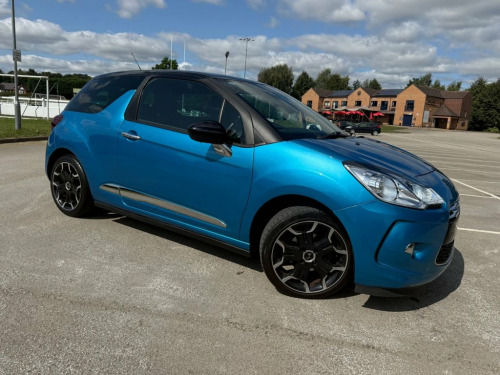 DS DS 3  1.2 PureTech DStyle Hatchback 3dr Petrol Manual Eu
