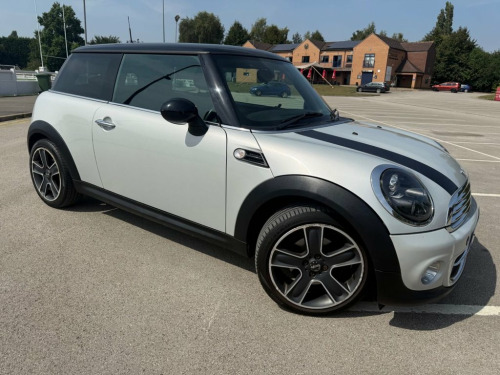 MINI Hatch  1.6 Cooper Soho Hatchback 3dr Petrol Manual Euro 5