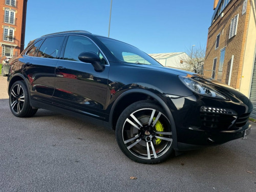 Porsche Cayenne  3.0 TD V6 SUV 5dr Diesel Tiptronic 4WD Euro 5 (s/s