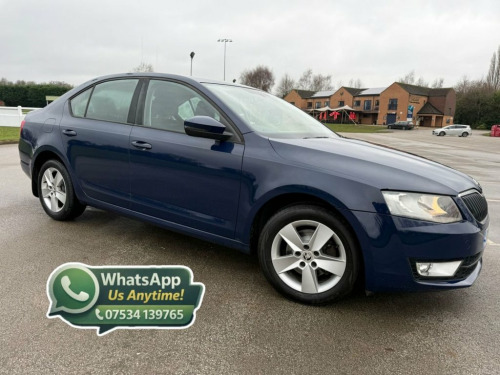 Skoda Octavia  2.0 TDI SE Hatchback 5dr Diesel Manual Euro 6 (s/s 