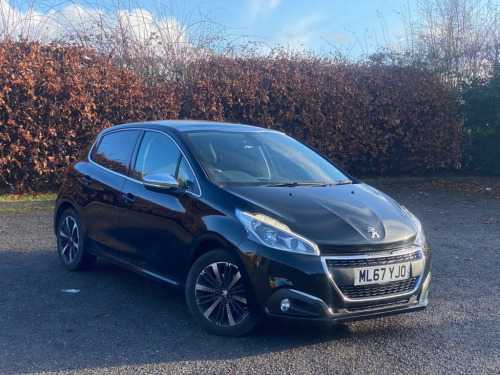 Peugeot 208  1.2 PureTech Allure Premium Hatchback 5dr Petrol M