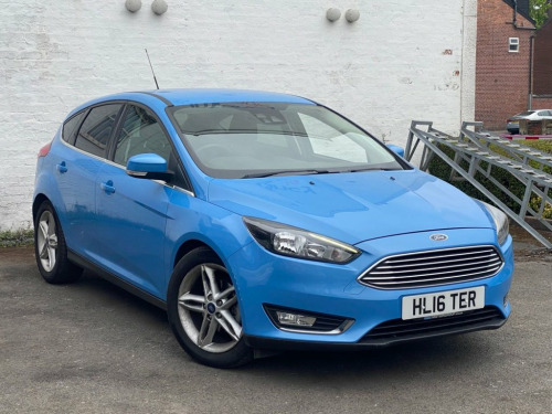 Ford Focus  1.0T EcoBoost Titanium Hatchback 5dr Petrol Manual