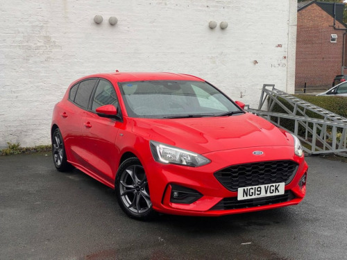 Ford Focus  1.0T EcoBoost ST-Line Hatchback 5dr Petrol Manual 