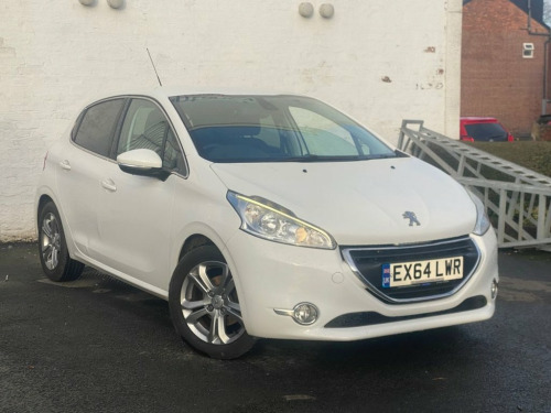 Peugeot 208  1.2 VTi PureTech Allure Hatchback 5dr Petrol Manua