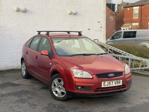 Ford Focus  1.6 Style Hatchback 5dr Petrol AUTOMATIC (184 g/km