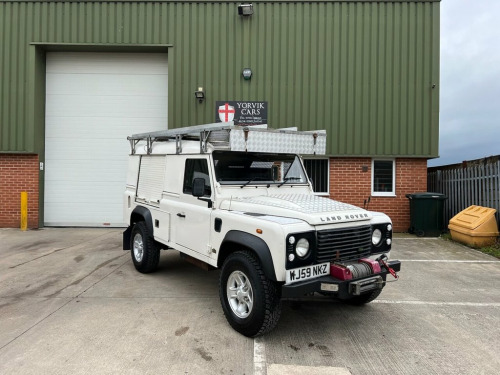 Land Rover Defender  2.4 110 DCB HARD TOP LWB 2d 121 BHP