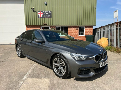 BMW 7 Series  3.0 740d M Sport Saloon 4dr Diesel Auto xDrive Eur